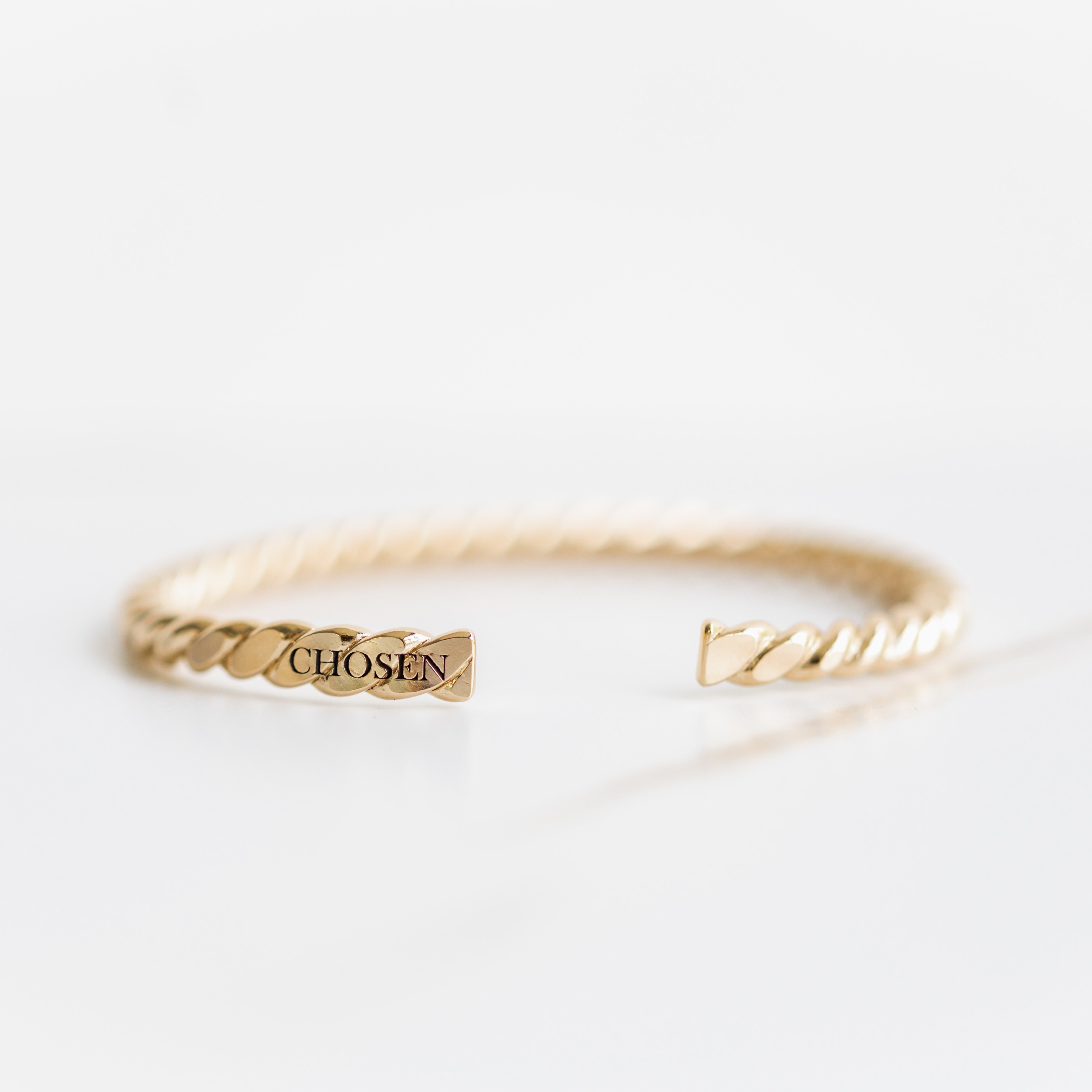 Bold Entwine Cuff
